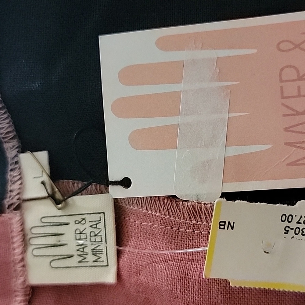 Maker & Mineral Ruby Crop in Half and Half Large NWT - Picture 3 of 3